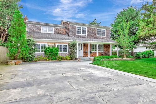 51 Halsey Rd, Remsenburg, NY, 11960-2033 | Card Image