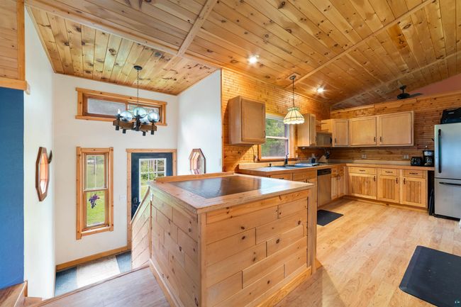 4767 Mccomber Rd, House other with 2 bedrooms, 2 bathrooms and null parking in Duluth MN | Image 4