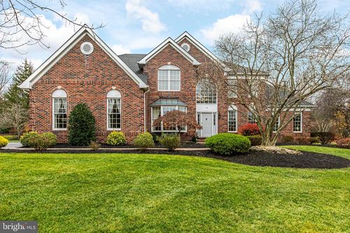 10 Caroline Dr, PRINCETON, NJ, 08540-7953 | Card Image