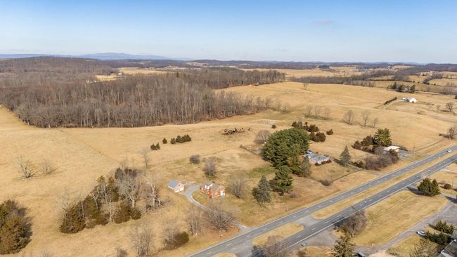 32 Lee Hwy N, Home with 0 bedrooms, 0 bathrooms and null parking in RAPHINE VA | Image 10