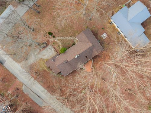 575 Artist Dr, Nashville, IN, 47448-8106 | Card Image