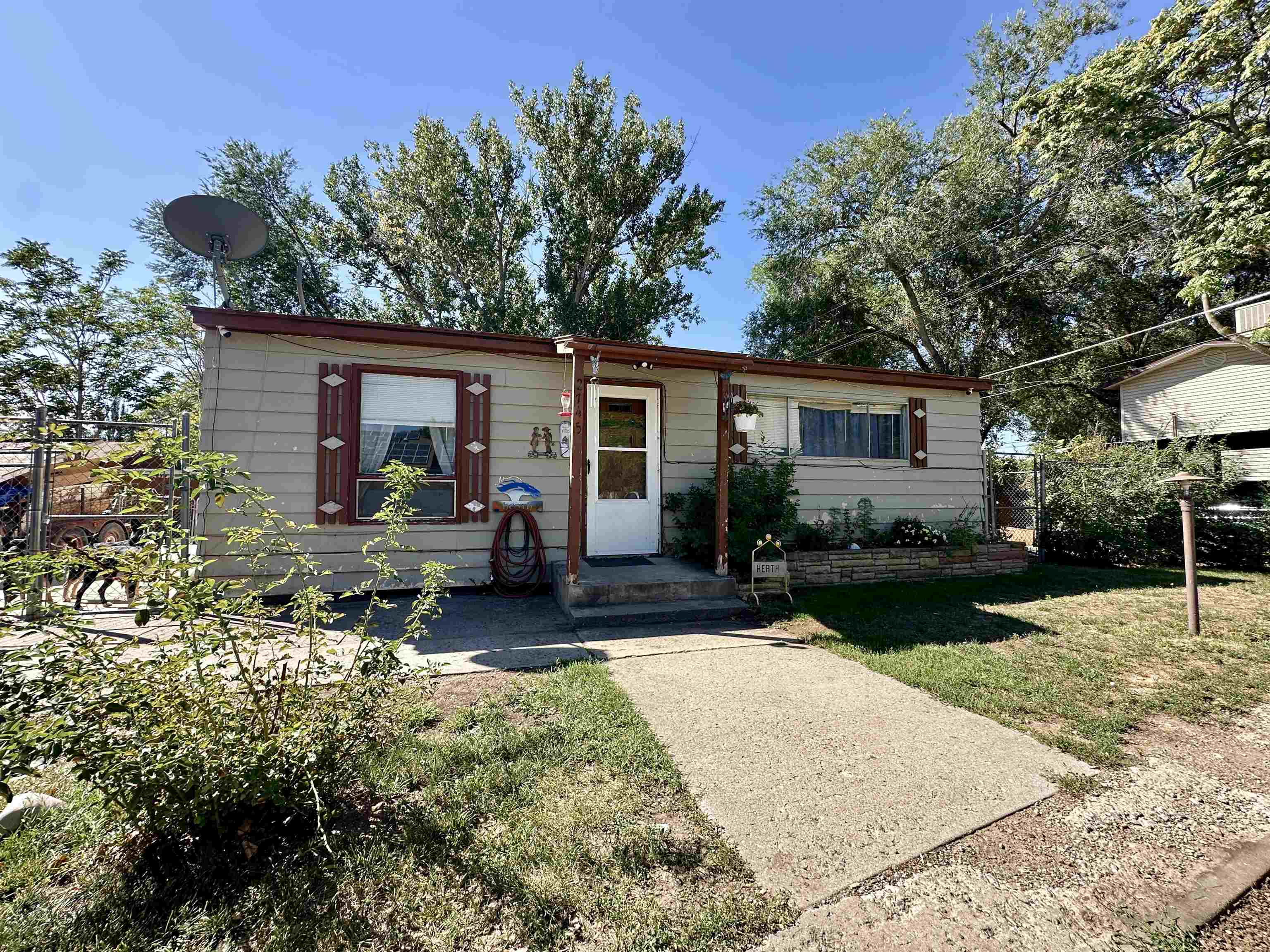 Olson Ave, Grand Junction, CO 81503