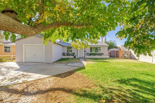 45309 Newtree Ave, Lancaster, CA, 93534-1405 | Card Image