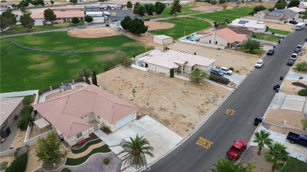 Land in Helendale 5