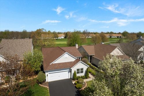 21600 W Larch Dr, Plainfield, IL, 60544-6341 | Card Image