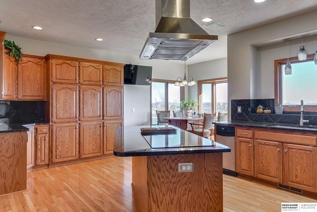 7881 Wisteria Way, House other with 5 bedrooms, 3 bathrooms and 3 parking in Fort Calhoun NE | Image 17
