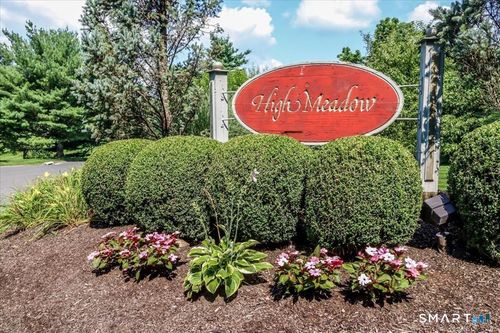 29-29 Ledgewood Dr, Brookfield, CT, 06804-3420 | Card Image