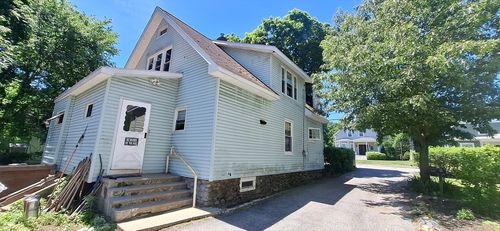 204 Wheelock Ave, Millbury, MA, 01527-4235 | Card Image
