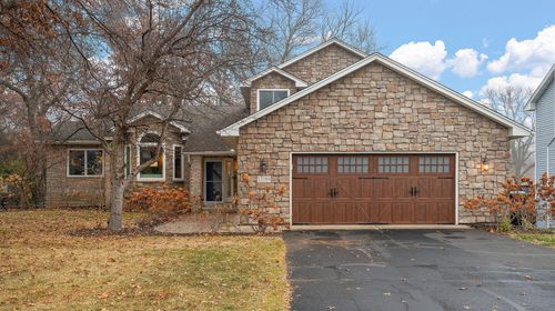 12189 Lily St Nw, Coon Rapids, MN, 55433-1784 | Card Image