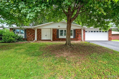 401 Willowbrook Ln, Collinsville, IL, 62234-1959 | Card Image