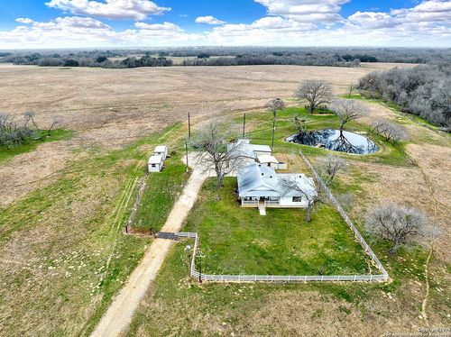 4418 E State Highway 97, Nixon, TX, 78140-5212 | Card Image