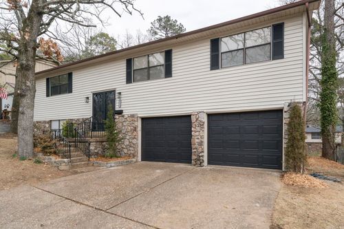 3313 Millbrook Rd, Little Rock, AR, 72227-3101 | Card Image