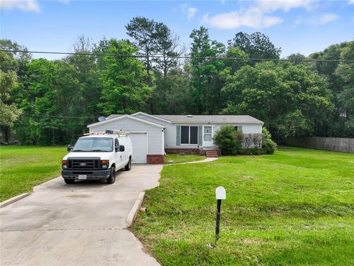 16327 Lana Ln, Conroe, TX, 77385 | Card Image