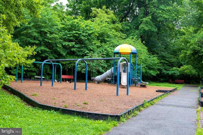 APT-101 - 2817 Jermantown Rd, Condo with 2 bedrooms, 2 bathrooms and null parking in OAKTON VA | Image 39
