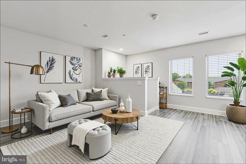 3-201-19520 Village Walk Dr, MONTGOMERY VILLAGE, MD, 20886-3059 | Card Image