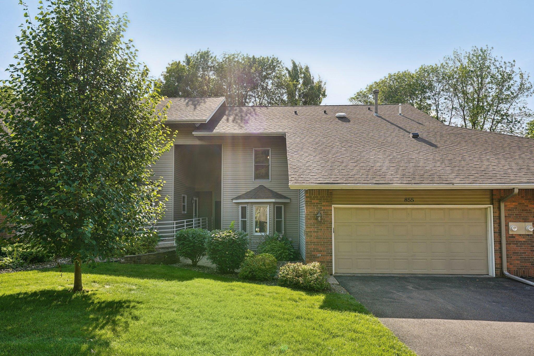 8th Ave, Forest Lake, MN 55025