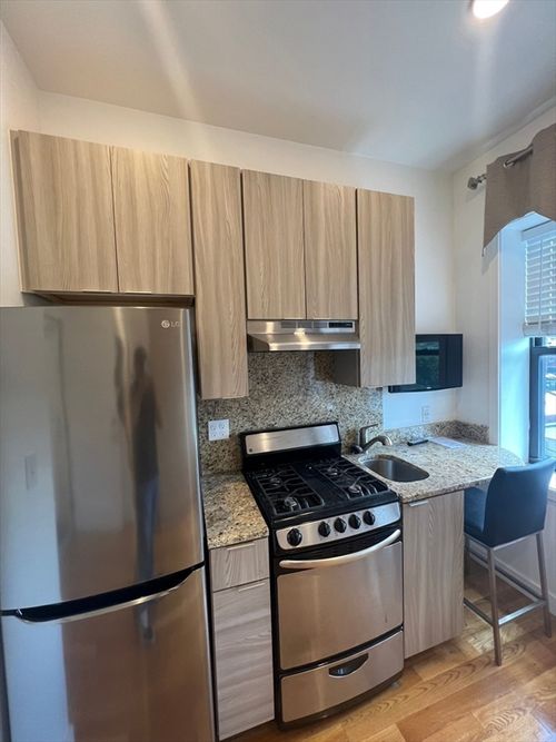 apt-26-21 5th St, Chelsea, MA, 02150-2860 | Card Image