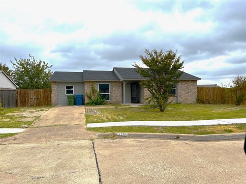 5729 Pearce St, The Colony, TX, 75056-1917 | Card Image