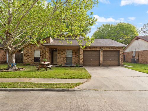13 Columbella St, Bay City, TX, 77414-2773 | Card Image