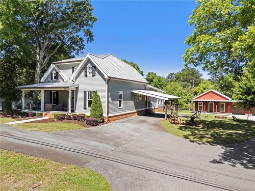 527 Main St, SUWANEE, GA, 30024-2229 | Card Image