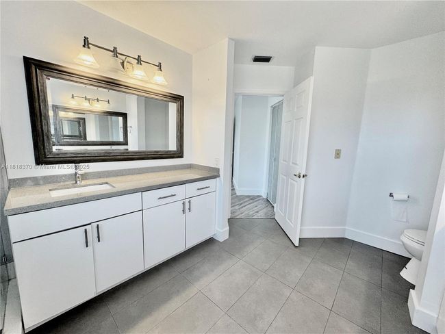 16515 Ruby Lk, House other with 4 bedrooms, 3 bathrooms and null parking in Weston FL | Image 29