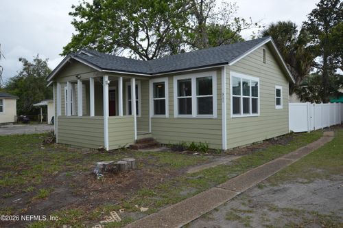 311 Chestnut Dr, Jacksonville, FL, 32208-5105 | Card Image