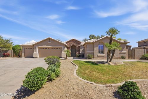 5515 N 83rd Drive, Glendale, AZ, 85305 | Card Image