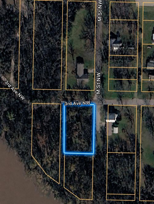 217 M St Nw, Miami, OK, 74354 | Card Image