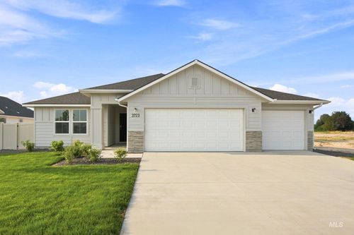 3723 E White Plains St, Nampa, ID, 83686 | Card Image