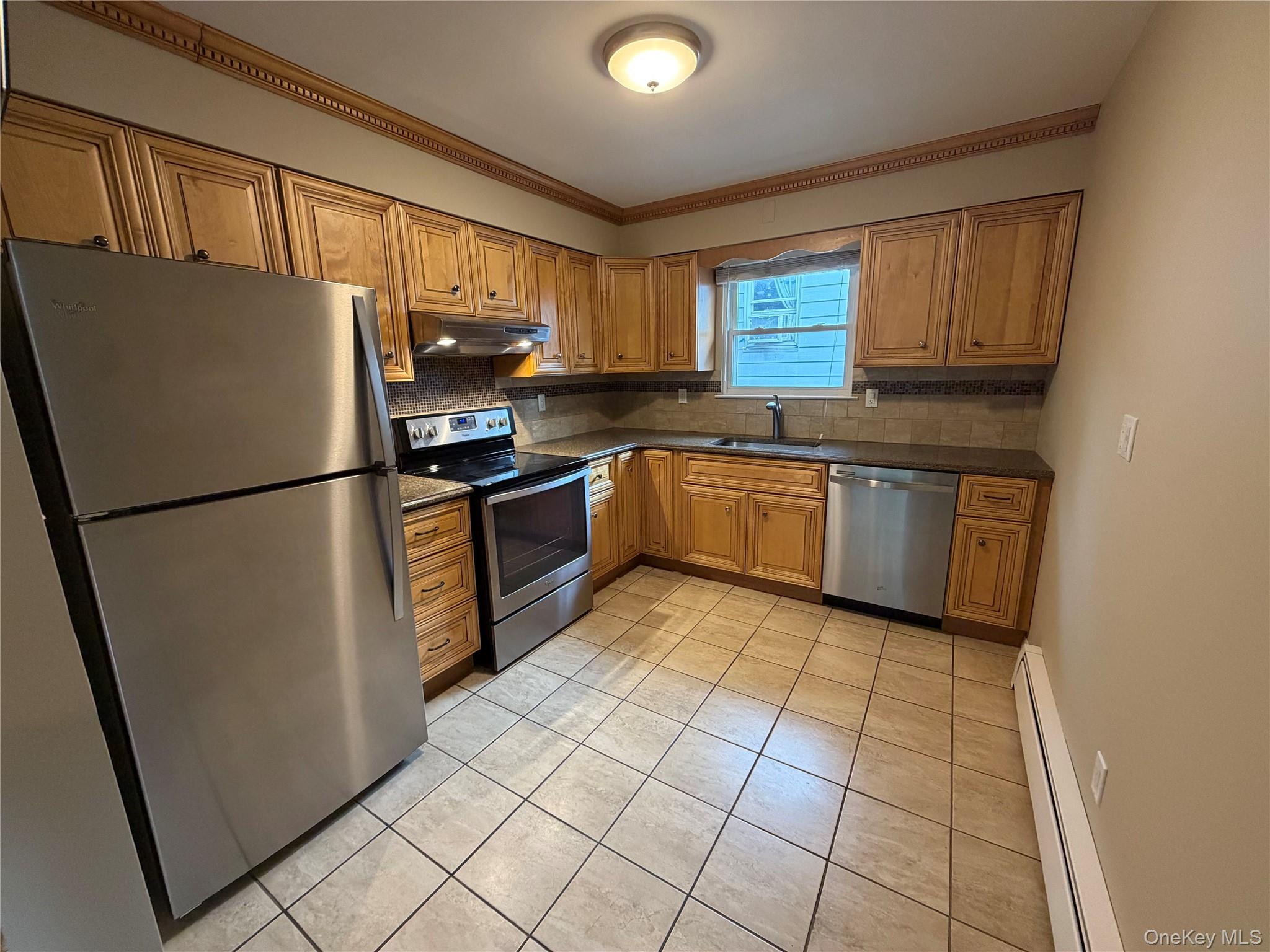 Residential Lease in North Hempstead 5