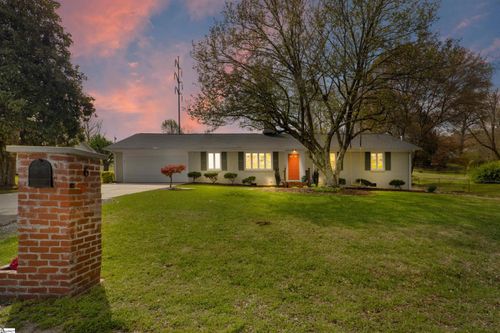 6 Colvin Road, Greenville, SC, 29615 | Card Image