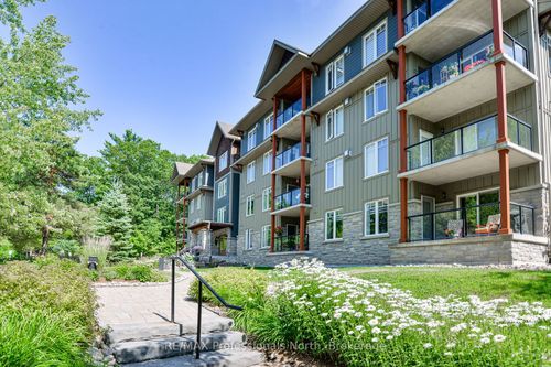 406-391 B Manitoba Street, Bracebridge, ON, P1L0B5 | Card Image