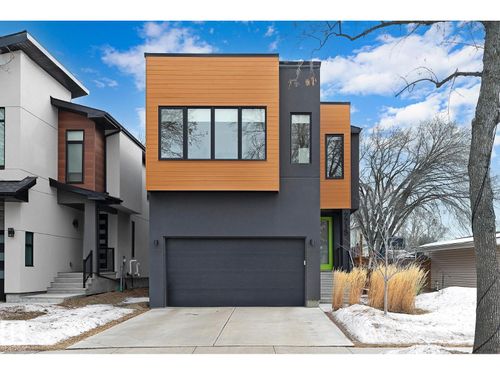 7715 158 St Nw, Edmonton, AB, T5R2B6 | Card Image