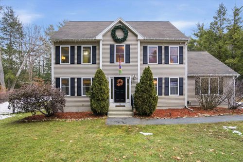 19 Ventura Dr, Raymond, NH, 03077-2442 | Card Image