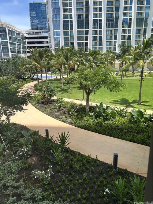 228-333 Ward Ave, Honolulu, HI, 96814-4107 | Card Image