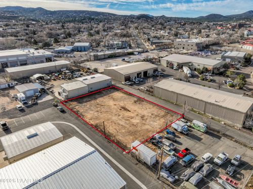 495 E Z St, Prescott, AZ, 86301-2000 | Card Image
