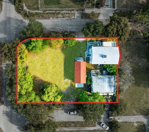 1133 Nw 79th Ter, Miami, FL, 33150-3145 | Card Image