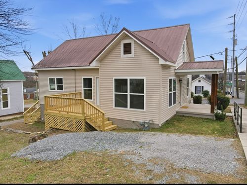 301 Bellview Ave N, Fayetteville, TN, 37334-2401 | Card Image