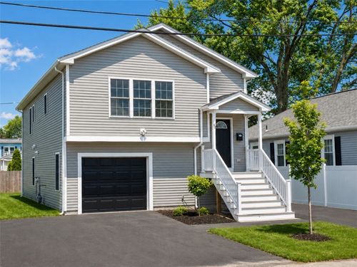 63 Balch St, Pawtucket, RI, 02861-3123 | Card Image