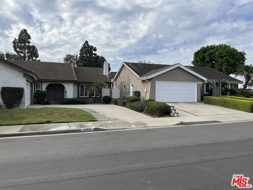 9522 Telhan Dr, Huntington Beach, CA, 92646 | Card Image
