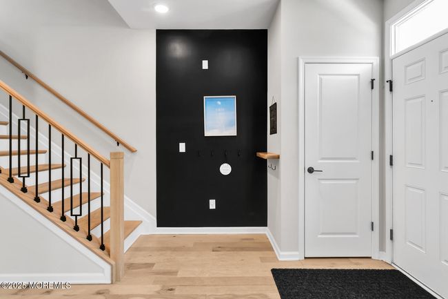 29 Signal Ave, Condo with 3 bedrooms, 4 bathrooms and null parking in Oceanport NJ | Image 4