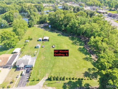607 Nicolet Dr, Godfrey, IL, 62035-1939 | Card Image