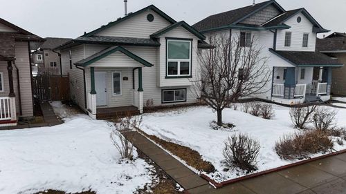 140 Lanterman Close, Red Deer, AB, T4R3N8 | Card Image