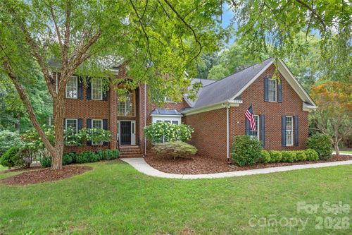 1607 Crestgate Dr, Waxhaw, NC, 28173-6727 | Card Image
