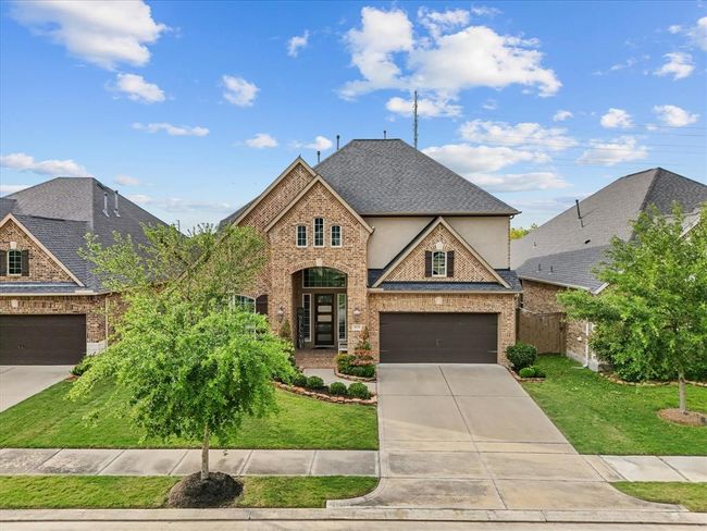 Stunning two-story home with no back neighbors | Image 47