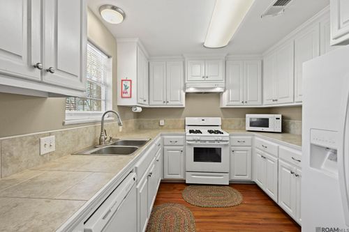 16715 Bristoe Ave, Baton Rouge, LA, 70816-3394 | Card Image