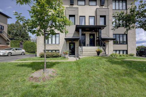 1454 Rue Des Calèches, Québec, QC, G3K0M6 | Card Image