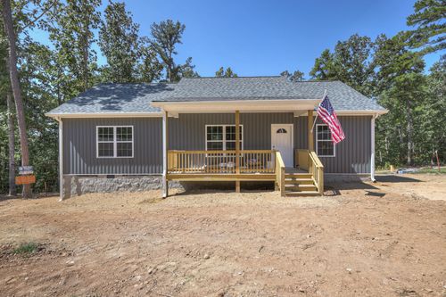 111 Bella Way, Hohenwald, TN, 38462-3004 | Card Image