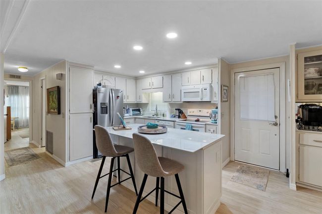 LOT-798 - 2100 Kings Hwy, House other with 2 bedrooms, 2 bathrooms and null parking in Port Charlotte FL | Image 10