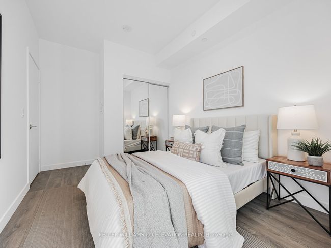 1003 - 8 Eglinton Ave E, Condo with 1 bedrooms, 1 bathrooms and null parking in Toronto ON | Image 25